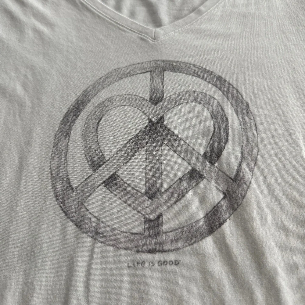 Life Is Good Graphic Tee Shirt, White with Pencil Heart Peace Sketch, Size XXL - Picture 2 of 5